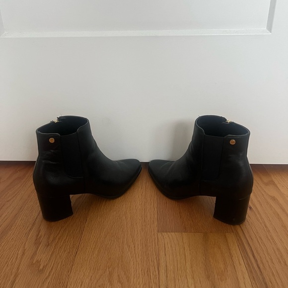 Calvin Klein black leather ankle bootie size 6.5 - Picture 3 of 9